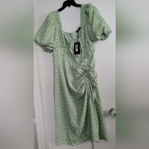 Pretty little thing green floral puff sleeve dress